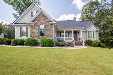 7613 Fern Ln, Lula, GA 30554