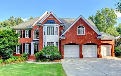 4820 Berkeley Walk Pt, Berkeley Lake, GA 30096