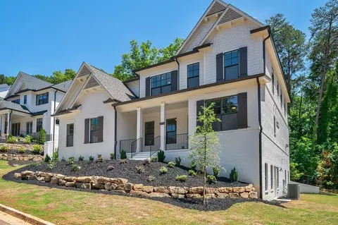 2750 Twisted Oak Ln, Marietta, GA 30066