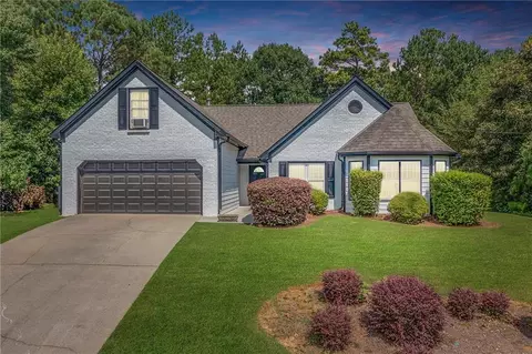3926 Pine Gorge Ct, Dacula, GA 30019