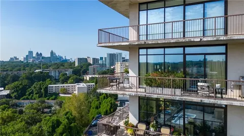2233 Peachtree Rd NE #1101, Atlanta, GA 30309