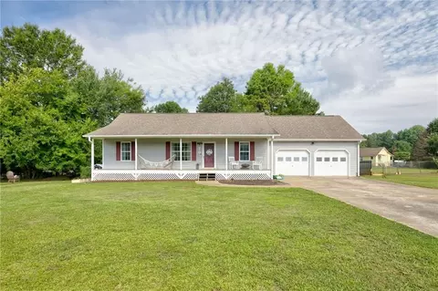 70 Beechwood Ln, Rockmart, GA 30153