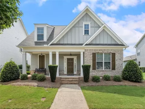 209 S Village Sq, Canton, GA 30115