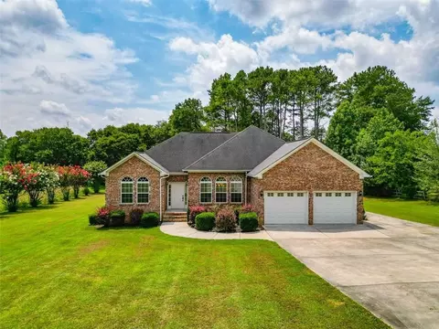 128 Andrea Dr SW, Calhoun, GA 30701