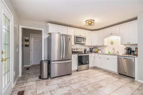32 Dry Pond Rd, Covington, GA 30016 photo 8
