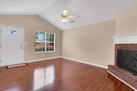 1676 Graystone Dr, Hampton, GA 30228 photo 4