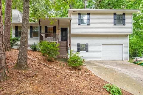 3570 Creek Mill Dr, Kennesaw, GA 30152
