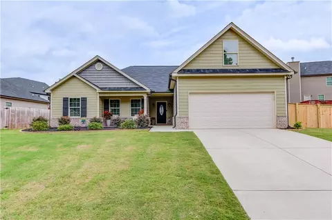 53 Peak Ct, Winder, GA 30680