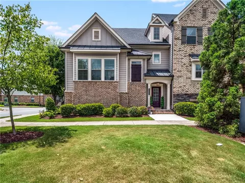 451 Marietta Walk Ct, Marietta, GA 30064
