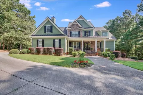 1600 Ozora Rd, Loganville, GA 30052