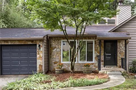 1616 Rex Dr, Marietta, GA 30066