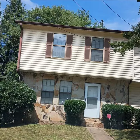 4030 Laurie Jo Dr, Marietta, GA 30008
