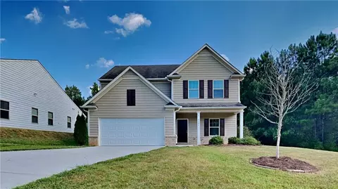 7546 Saint David St, Fairburn, GA 30213