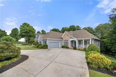 5516 Hedge Brooke Dr NW, Acworth, GA 30101
