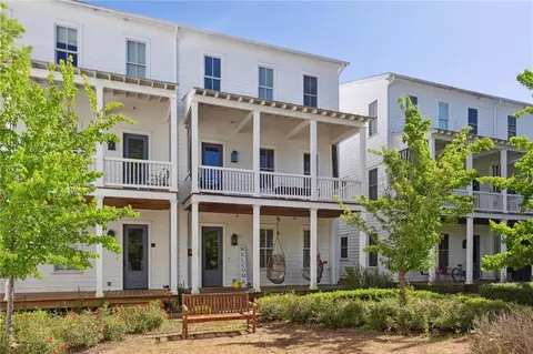 9212 Selborne Ln, Chattahoochee Hills, GA 30268