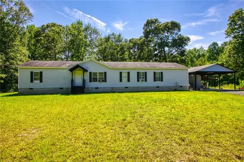 925 Agan Rd, Bremen, GA 30110