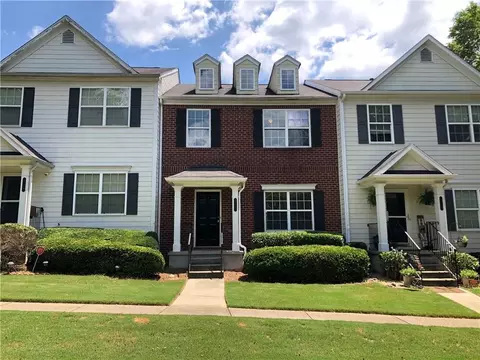 612 Market Place Ln, Woodstock, GA 30188