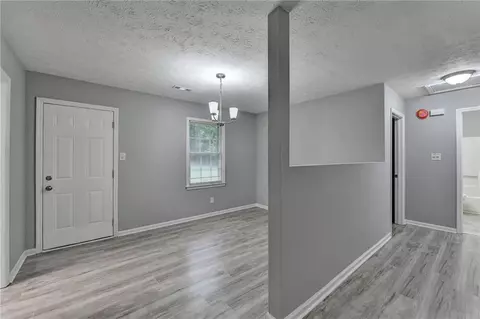 25 Mountain View Cir, Covington, GA 30016 photo 6