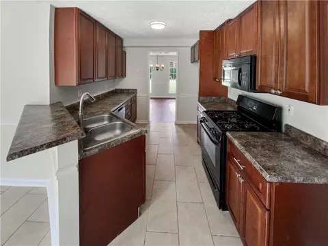 124 Stanfield Ct, Hampton, GA 30228 photo 11
