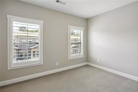 2424 Gatebury Cir, Chamblee, GA 30341 photo 25