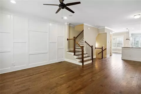 2424 Gatebury Cir, Chamblee, GA 30341 photo 4