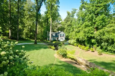 2820 Vernon Rd NW, Atlanta, GA 30305