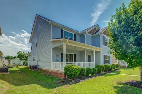 25 Paula Dr, Porterdale, GA 30014 photo 3