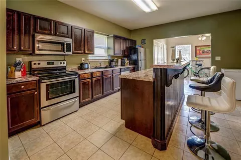 25 Paula Dr, Porterdale, GA 30014 photo 10
