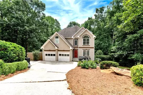 1010 Thornwood Ln, Dacula, GA 30019