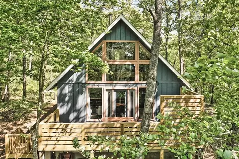 160 Ridge Dr, Ellijay, GA 30540