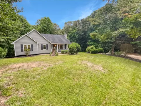 706 Allatoona Ln, Woodstock, GA 30189