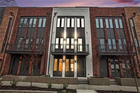 1251 Chelsea Cir NW #30, Atlanta, GA 30318
