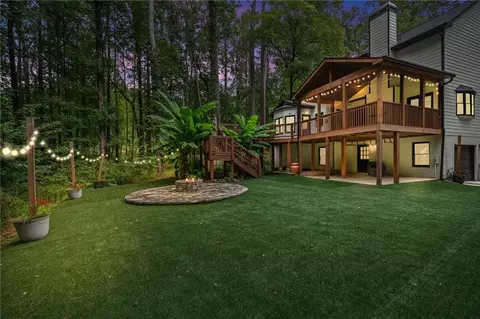 3306 Wilderness Dr, Powder Springs, GA 30127