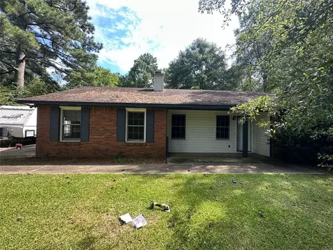 111 Saddleview Ln, Ellenwood, GA 30294