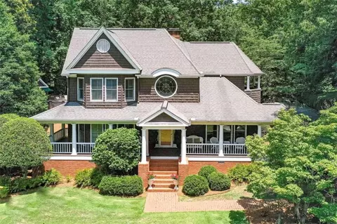 208 Habersham Pl, Carrollton, GA 30117