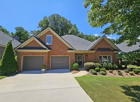 1105 Grace Hill Dr, Roswell, GA 30075