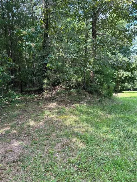 961 Brooke Rd NE, White, GA 30184