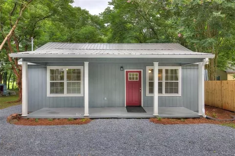 105 Fairview Dr, Cartersville, GA 30120