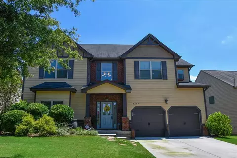 1233 Deadwood Trl, Loganville, GA 30052