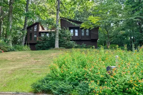 174 N View Ln NW, Kennesaw, GA 30144