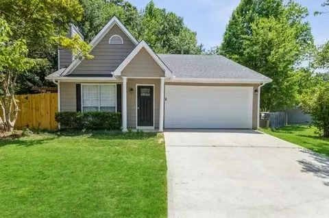 1255 Opal Cir, Lawrenceville, GA 30043