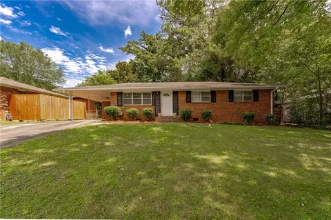 421 Oriole Dr SE, Marietta, GA 30067