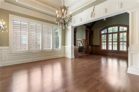 8160 Prestwick Cir, Duluth, GA 30097 photo 4