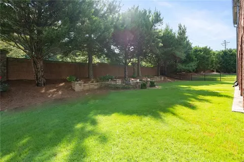 8160 Prestwick Cir, Duluth, GA 30097 photo 38
