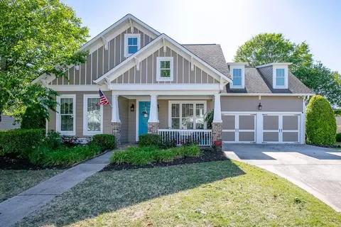 5910 Deer Chase Ln, Hoschton, GA 30548