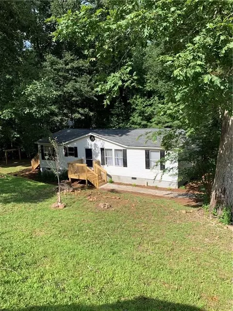 5810 Lancer Ct, Gainesville, GA 30506