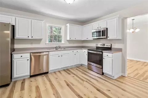647 John Lovelace Rd, Lagrange, GA 30241 photo 11