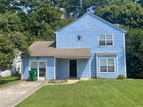 2052 Hilda Burns Pl, Lithonia, GA 30058
