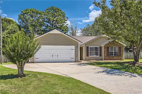 741 Kaylors Mdw, Locust Grove, GA 30248