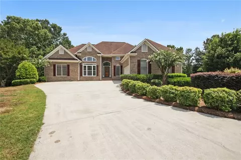 204 Alexandra Ct, Woodstock, GA 30189